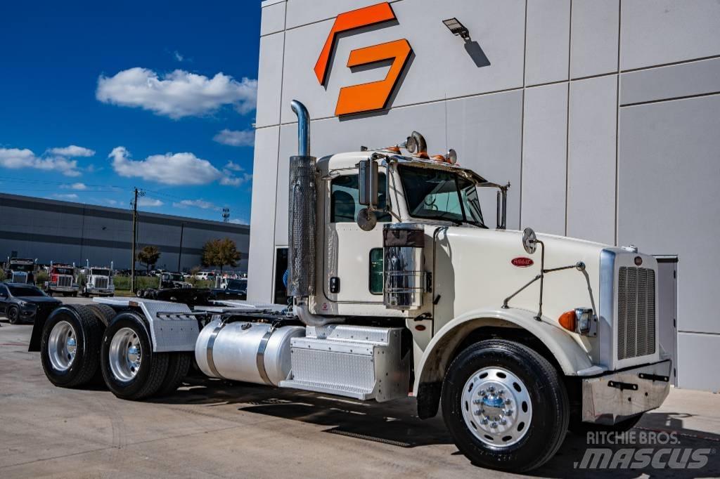 Peterbilt 367 Tractor Units