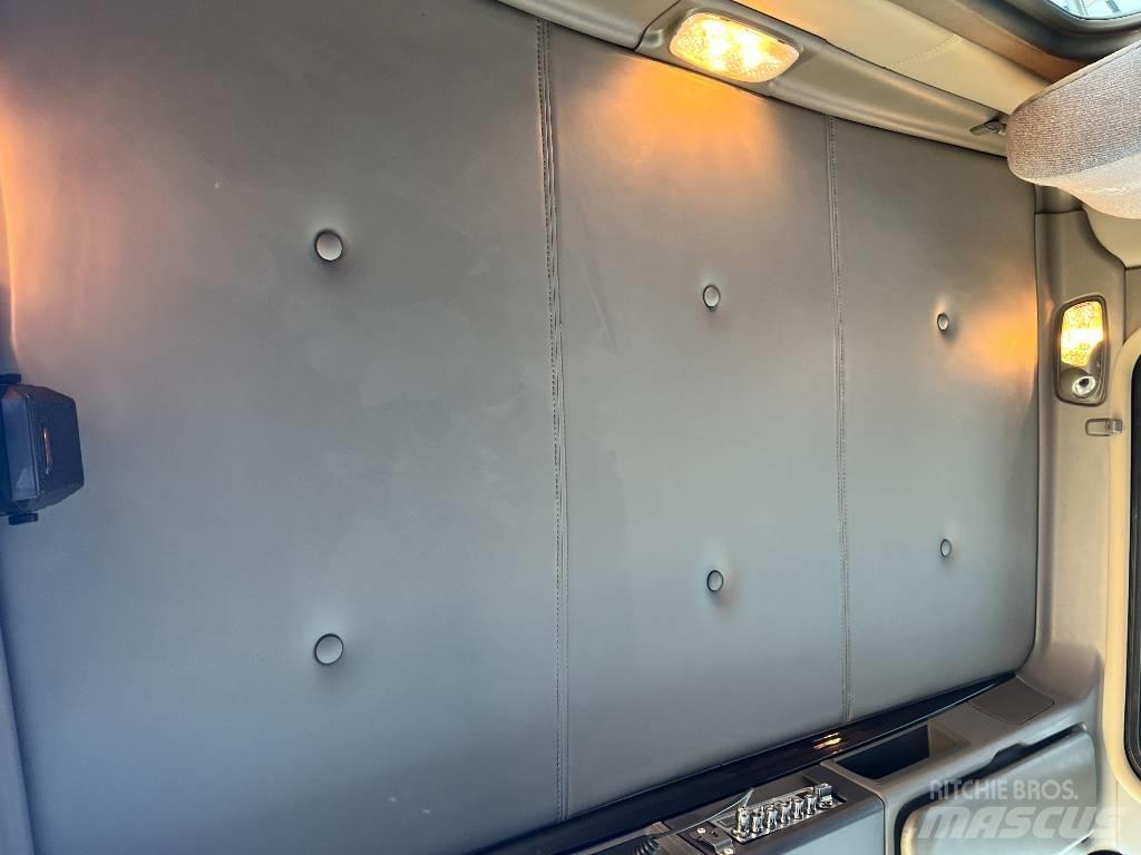 Kenworth T 800 Tractor Units