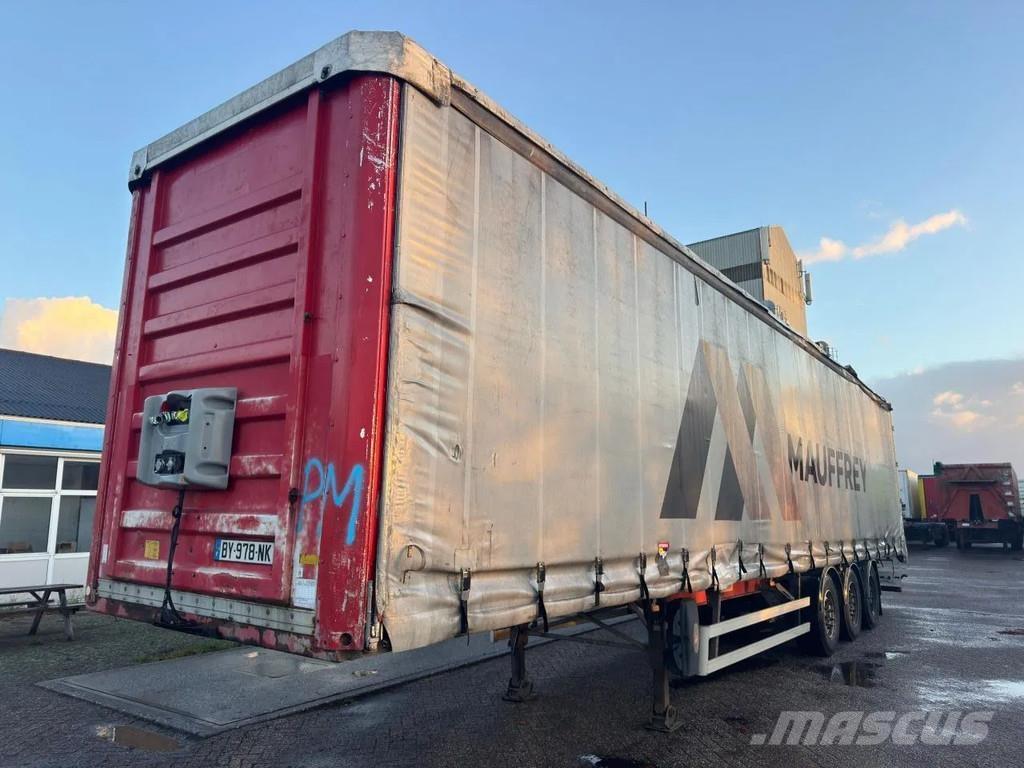 Fruehauf DISC Curtainsider semi-trailers