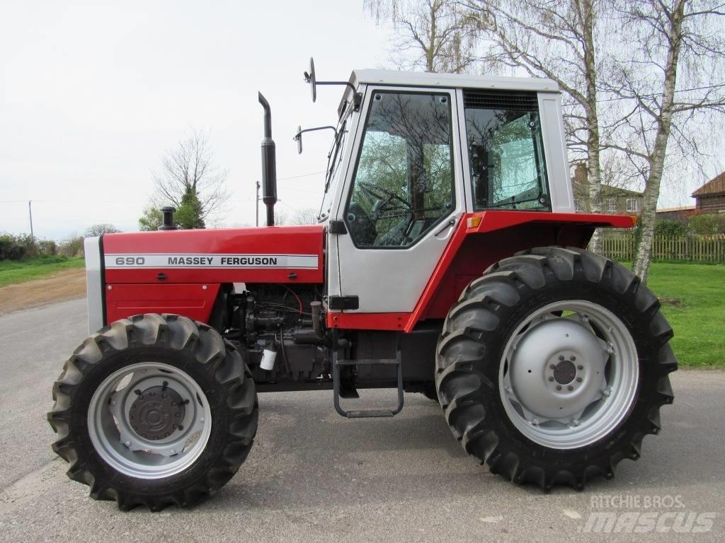 Massey Ferguson 690 Tractors