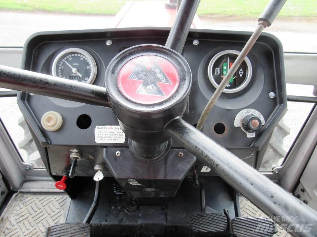 Massey Ferguson 690 Tractors