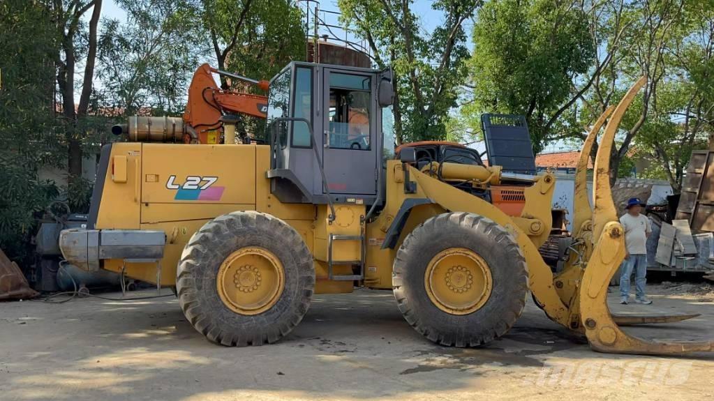TCM L 27 Wheel loaders