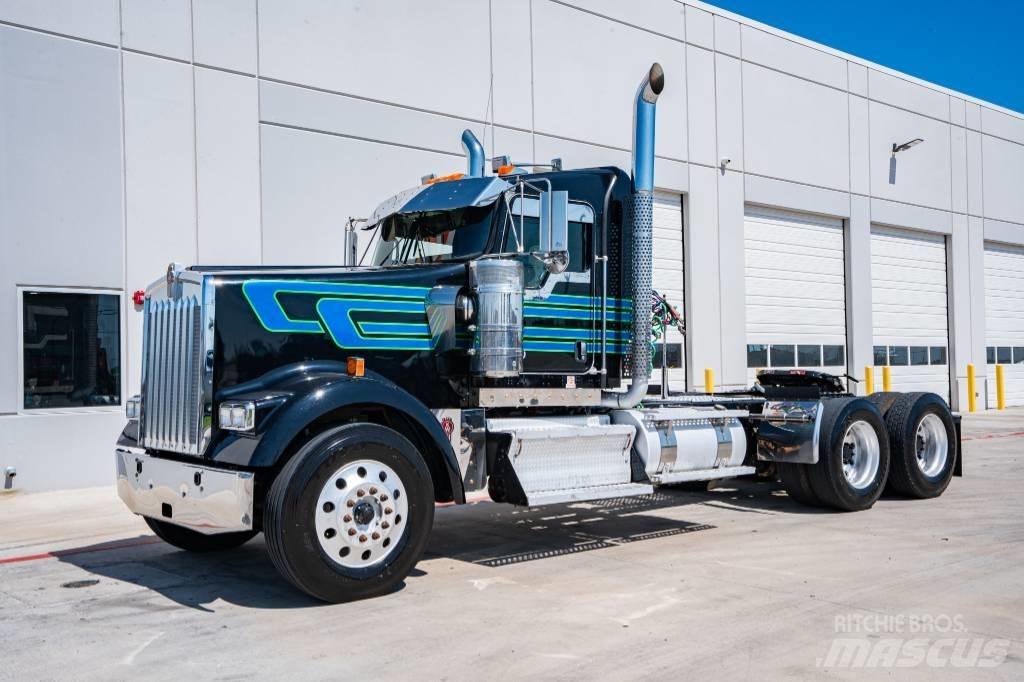 Kenworth W 900 Tractor Units