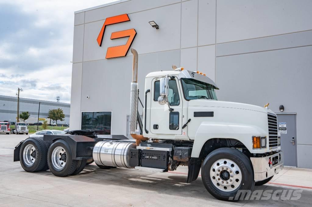 Mack Pinnacle 64T Tractor Units