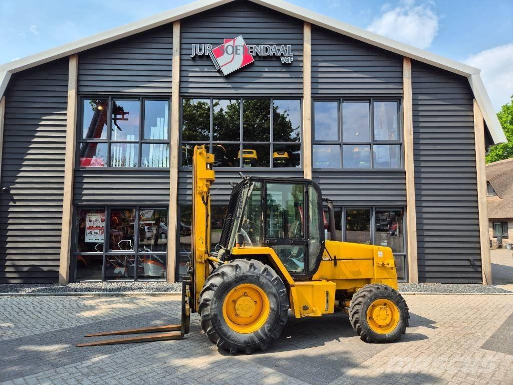 JCB 926 Rough terrain trucks