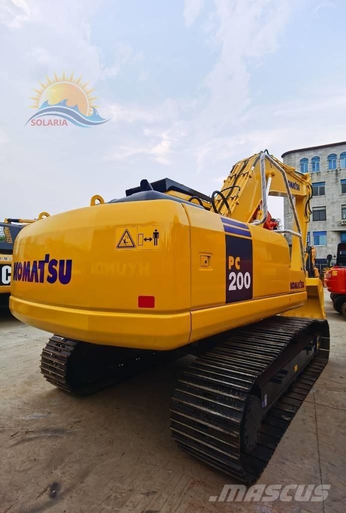 Komatsu PC 200-7 Crawler excavators