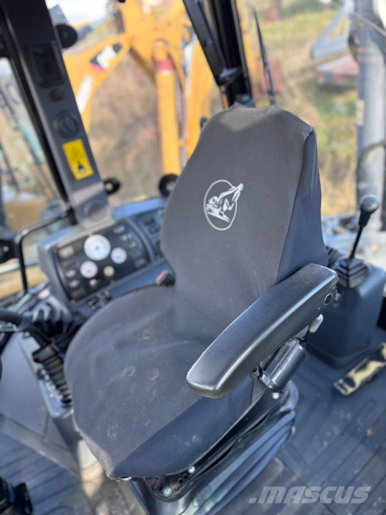 Terex 890 SM Backhoe loaders