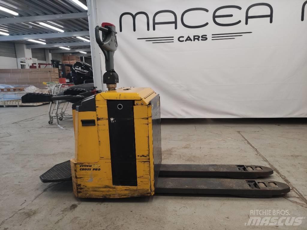 Hangcha CBD25-P43 Low lifter with platform