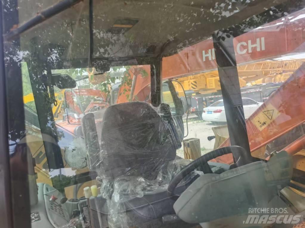 JCB 4 CX Backhoe loaders
