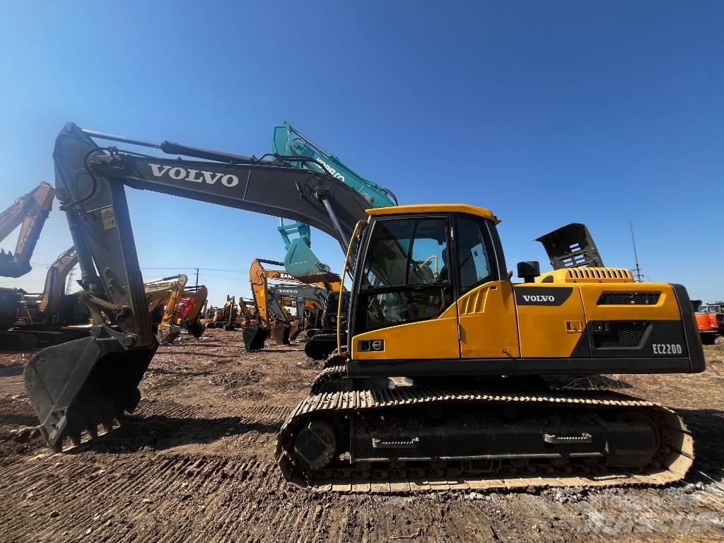 Volvo EC 220 Crawler excavators