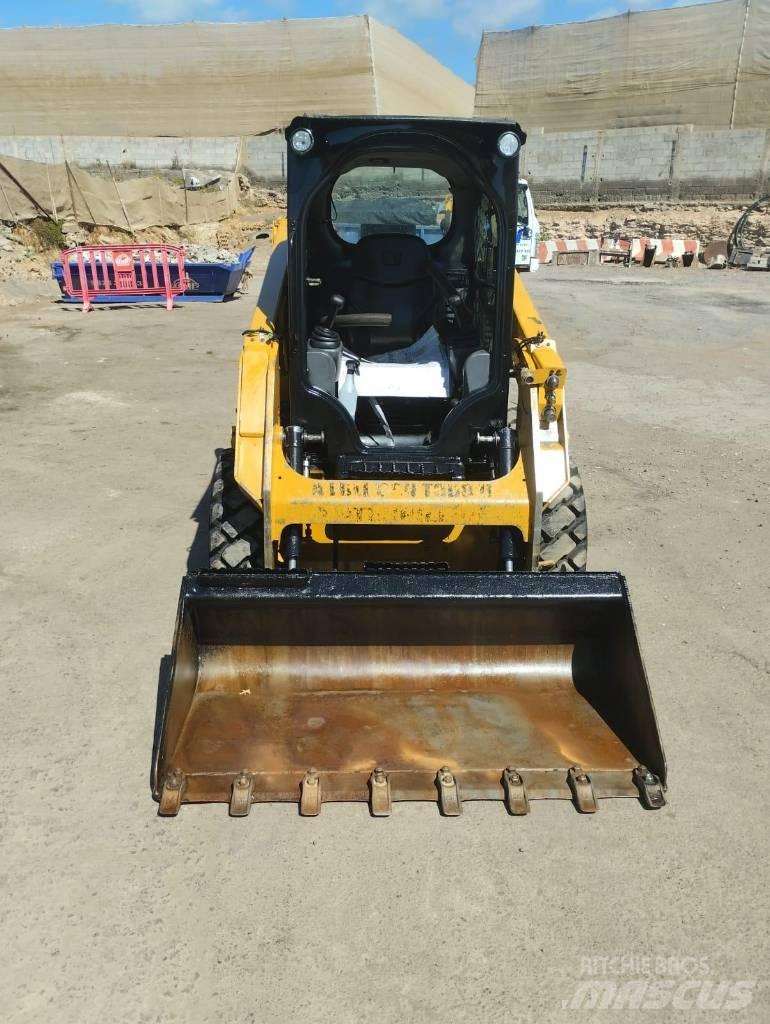 CAT 226 D Skid steer loaders