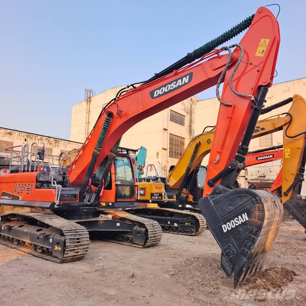 Doosan DX225LC-9C Crawler excavators
