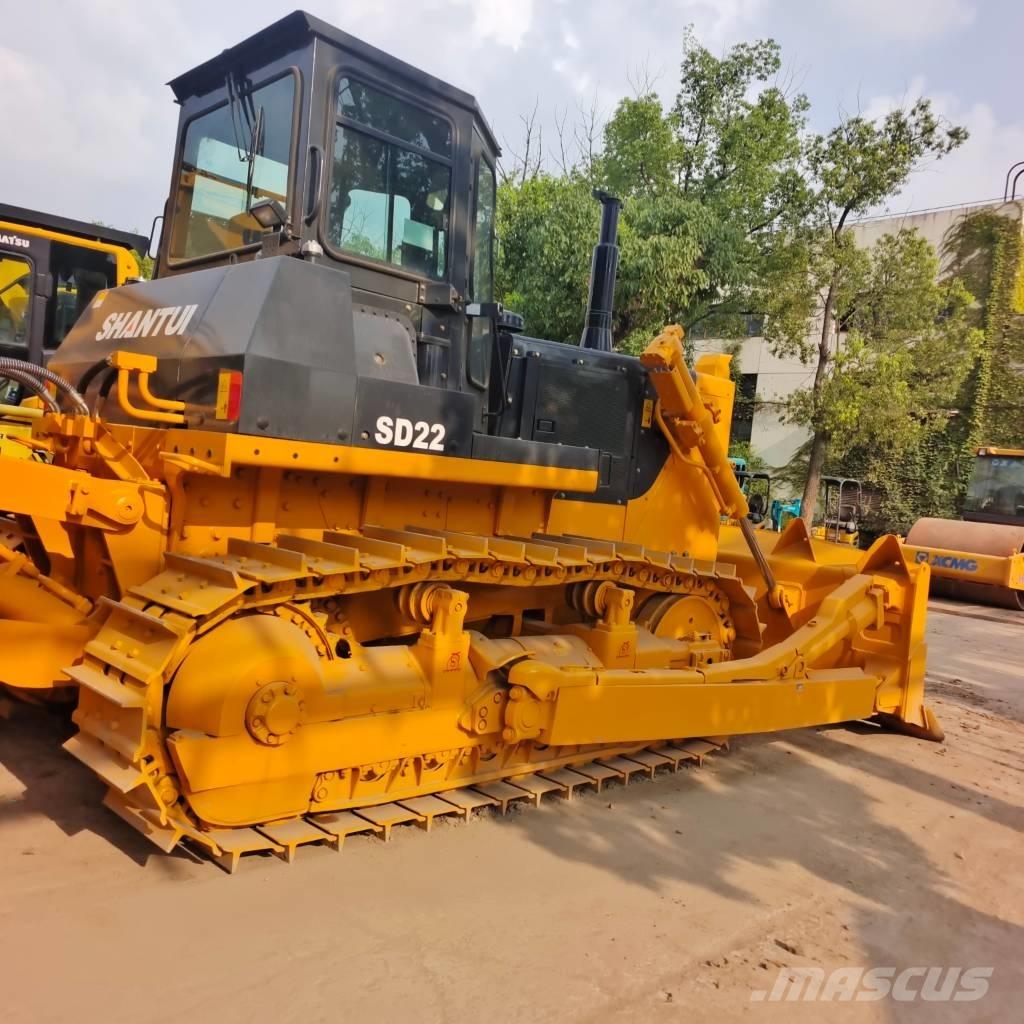 Shantui SD 22 Crawler dozers