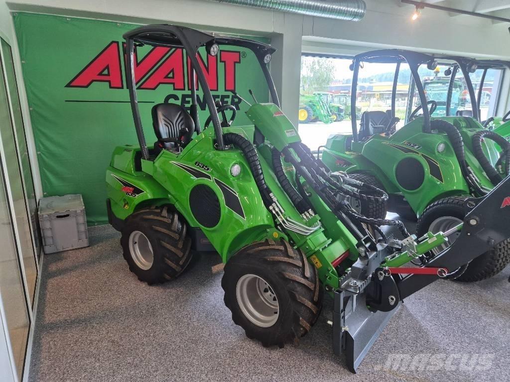 Avant 635 Skid steer loaders