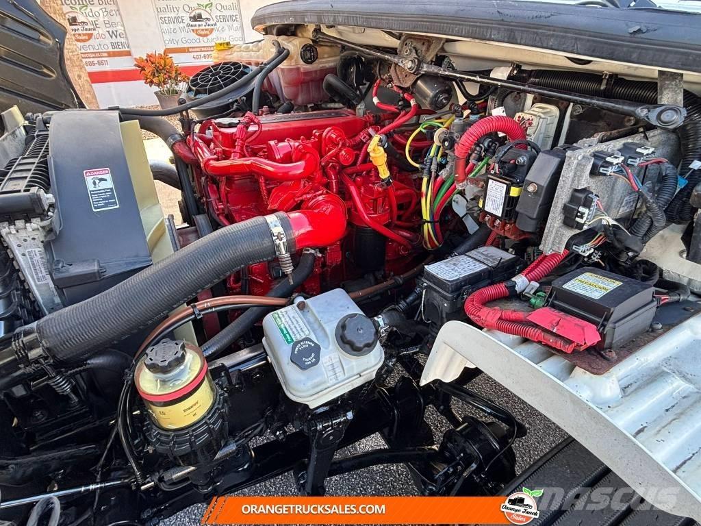 Freightliner M2 Box body trucks