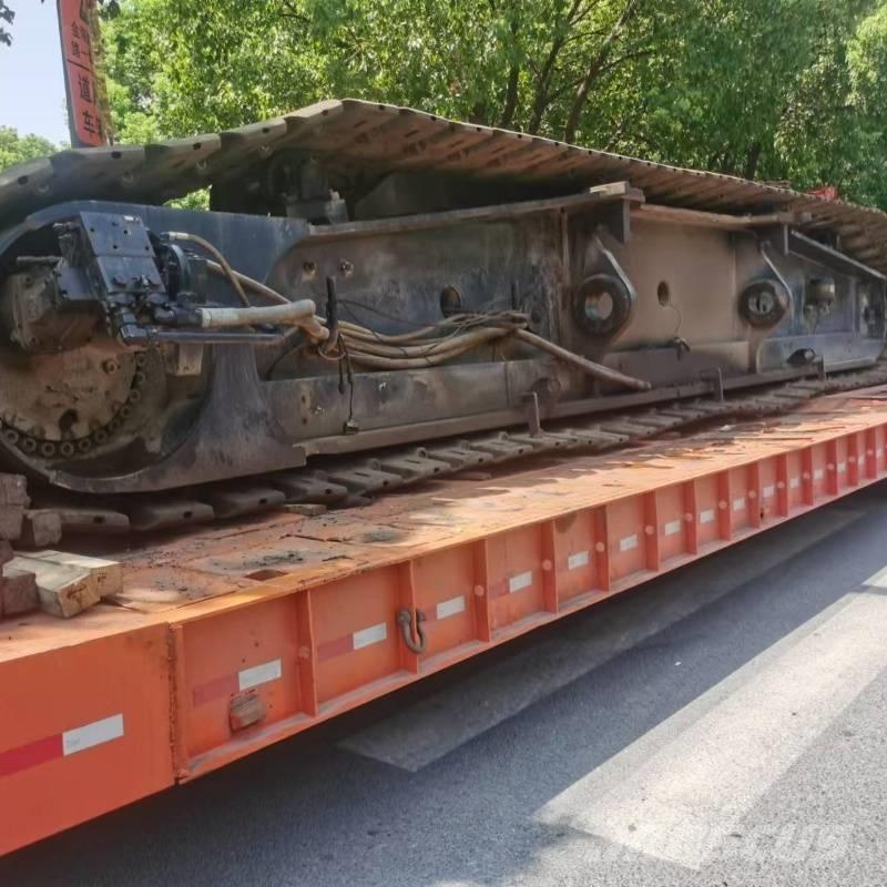 Demag CC 2800 Tracked cranes