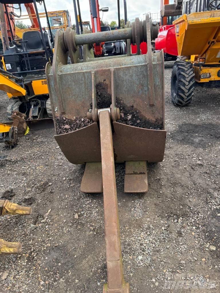Geith 20T Grapples