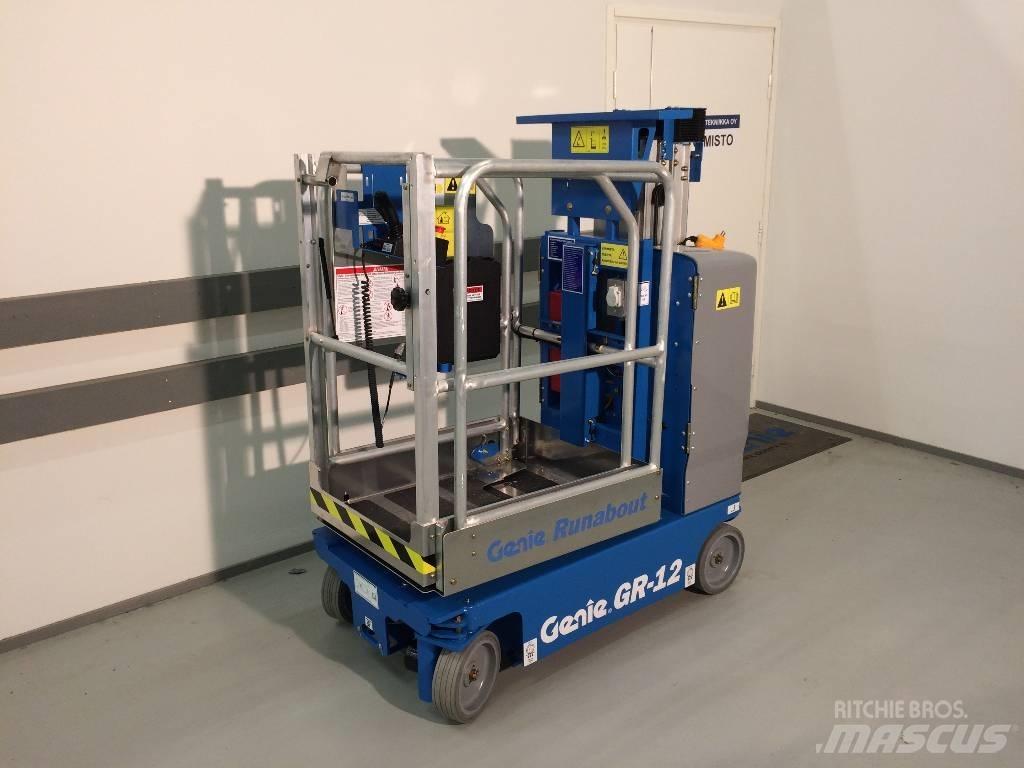 Genie GR 12 Vertical mast lifts