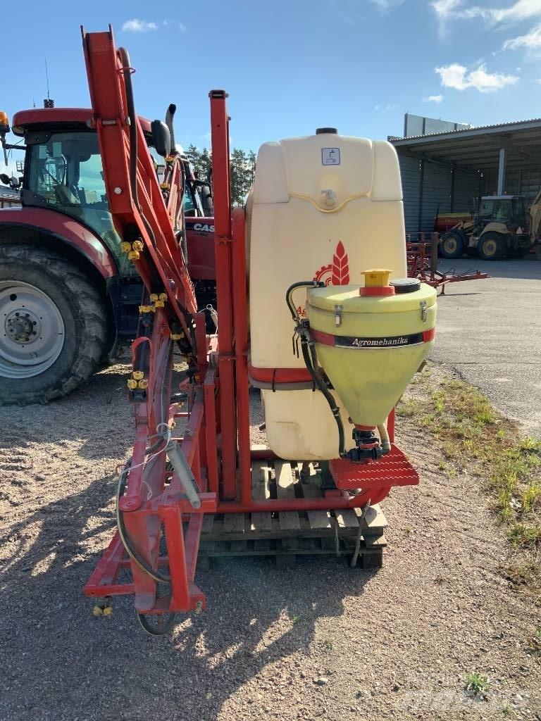 Agromehanika 1000 EN Mounted sprayers