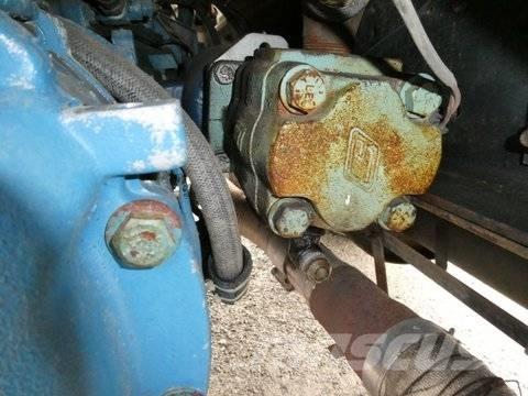  INTERNATONAL 4900 Chassis Cab trucks