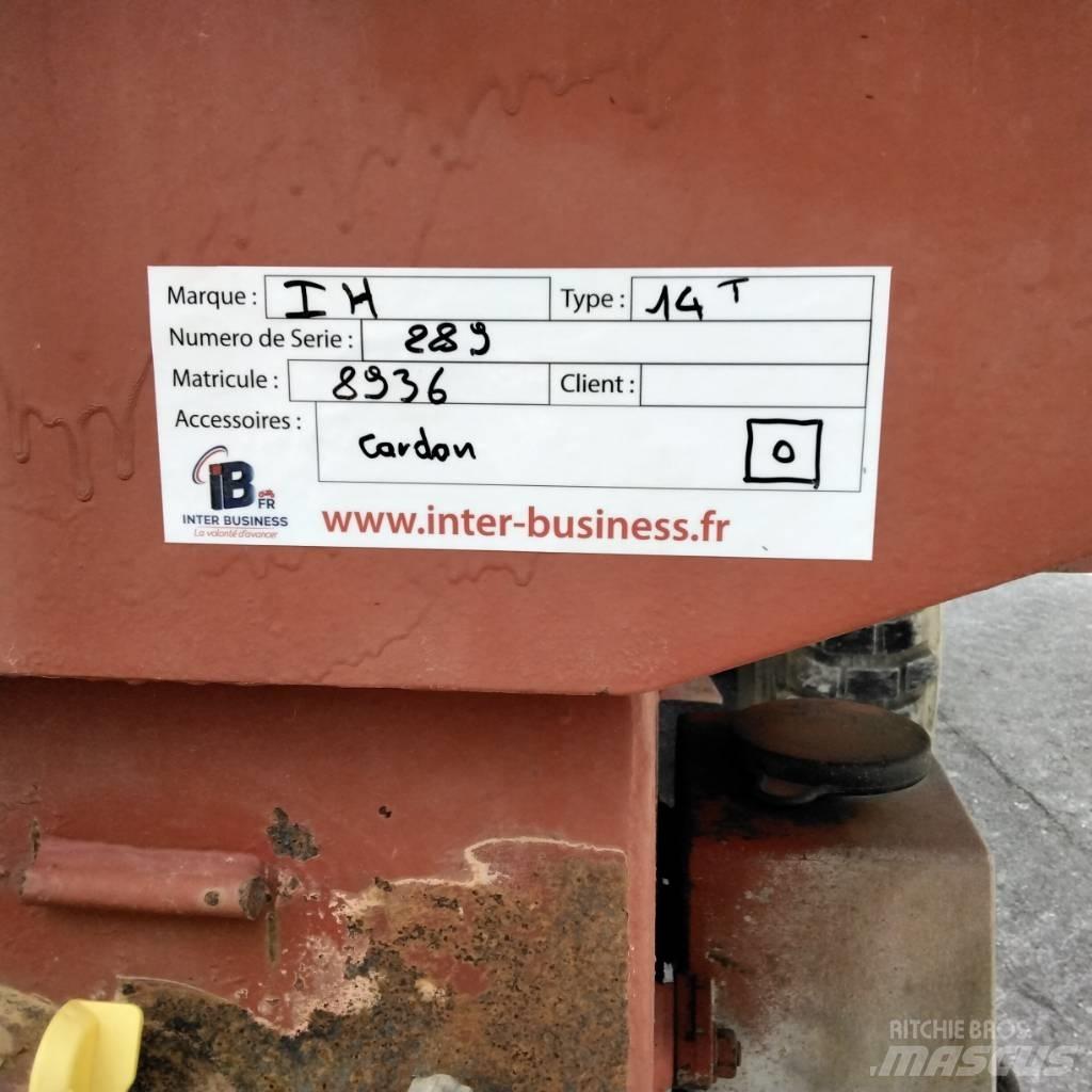 IH B14 Tipper trailers