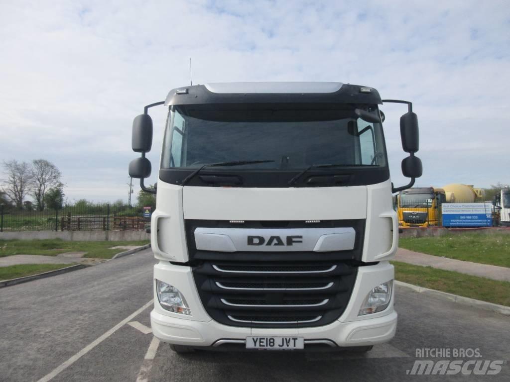 DAF CF450 Beavertail Flatbed / winch trucks