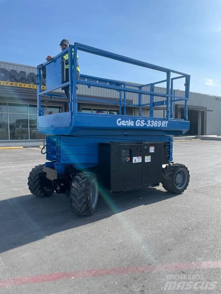 Genie GS 3369 RT Scissor lifts