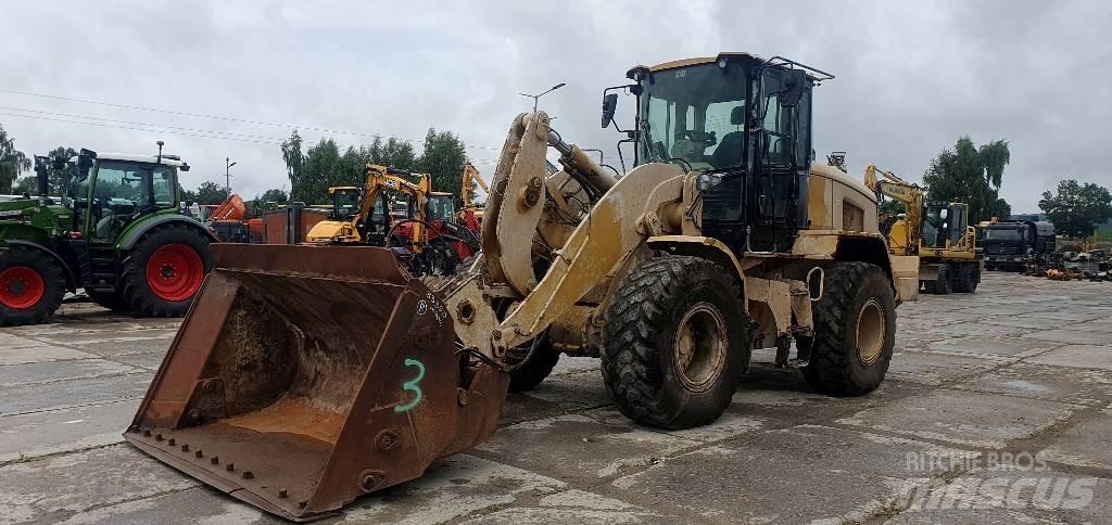 CAT 938M Wheel loaders