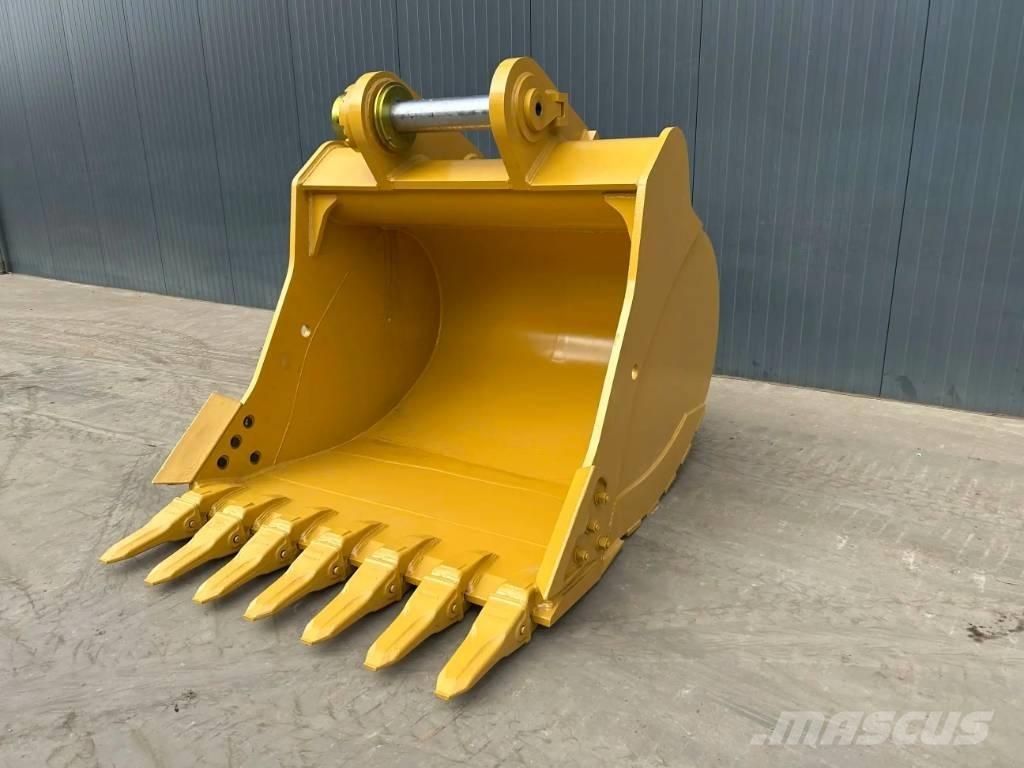 CAT 349D2 - UB Buckets