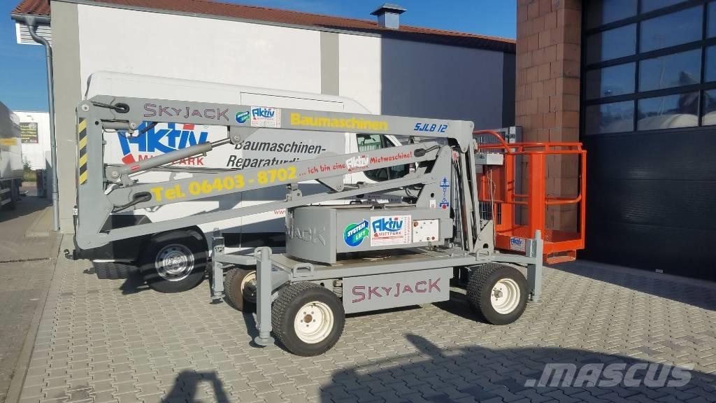 SkyJack SJKB 12 Articulated boom lifts