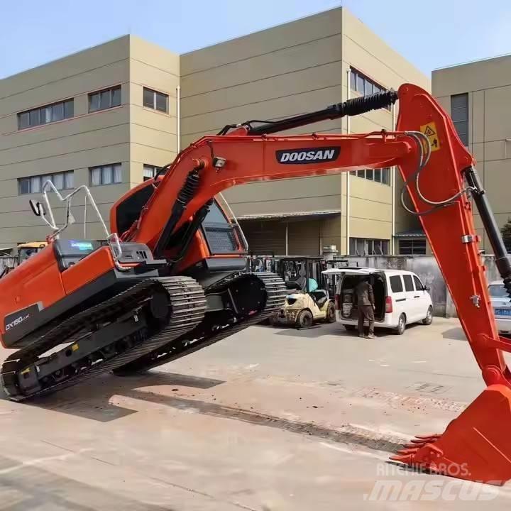 Doosan DX150 Midi excavators  7t - 12t