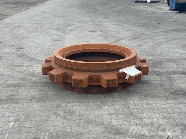CAT 6040 SPROCKET Tracks, chains and undercarriage