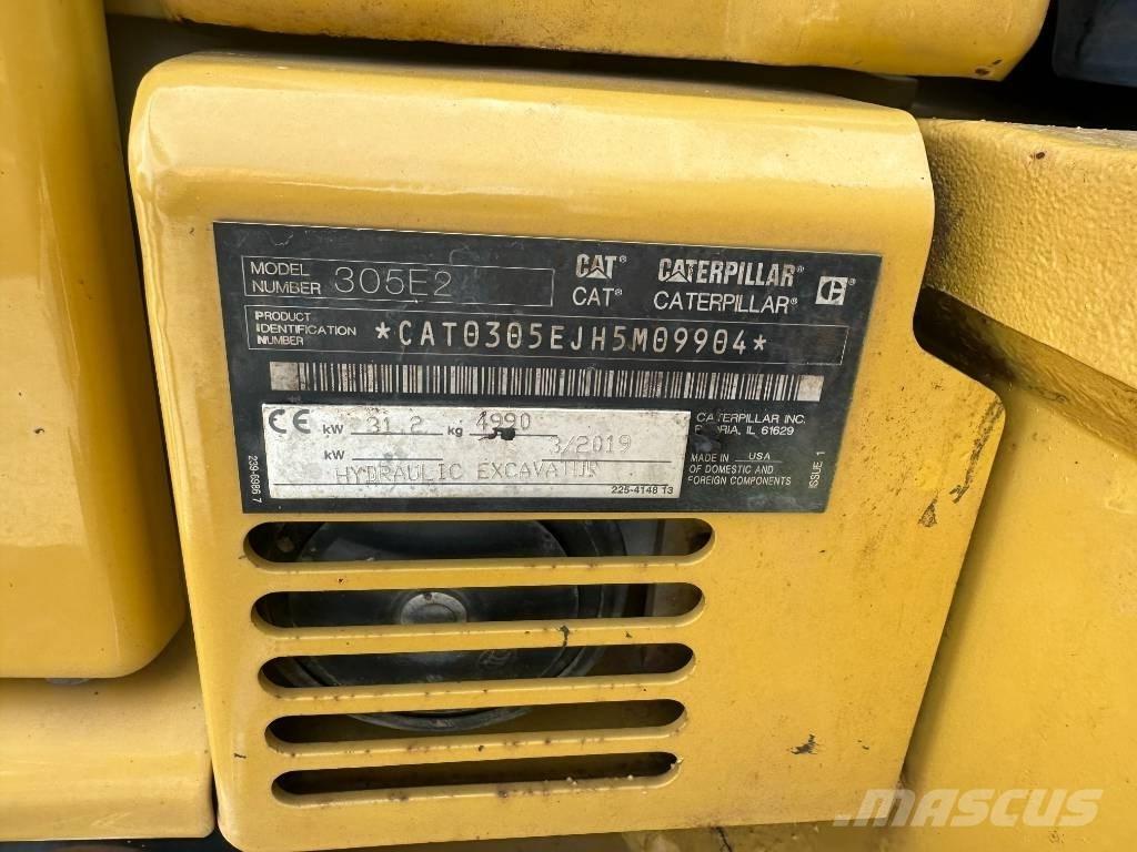 CAT 305 Mini excavators < 7t (Mini diggers)