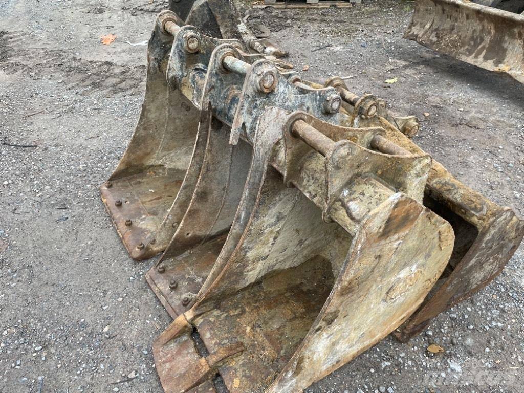 Doosan Dx85-3R Midi excavators  7t - 12t