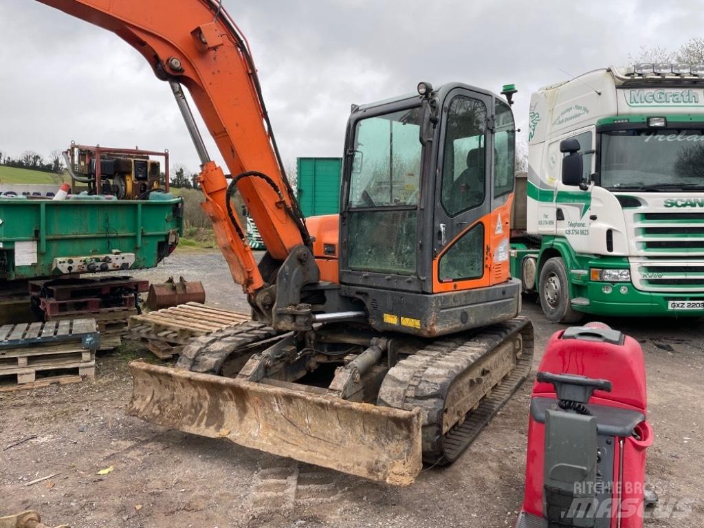 Doosan Dx85-3R Midi excavators  7t - 12t