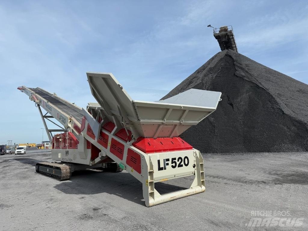 Telestack LF-520 Conveyors