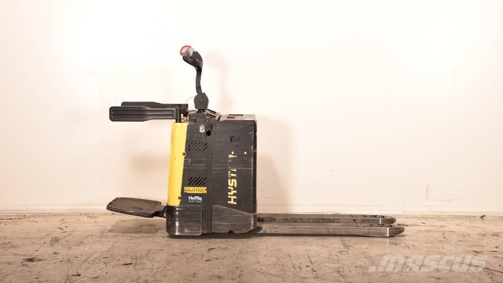 Hyster P 2.0 S Low lifter with platform
