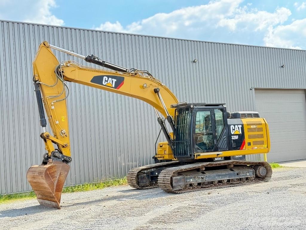 CAT 326 F L Crawler excavators
