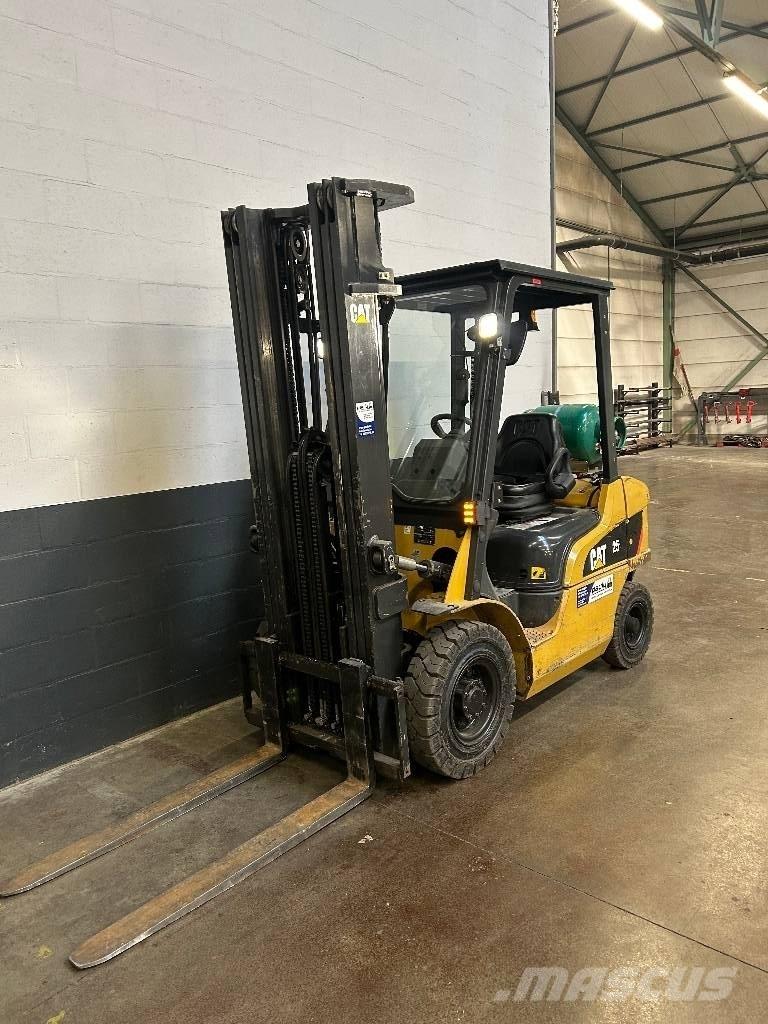 CAT GP 25 N LPG trucks
