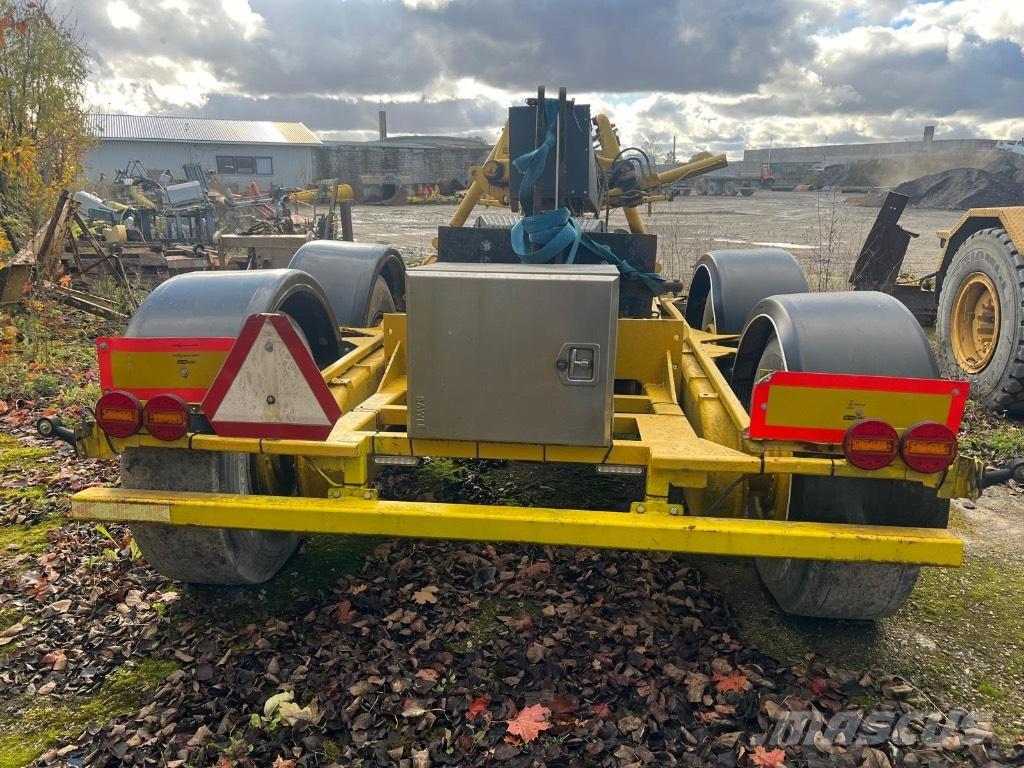 Lokomo AH132 Graders