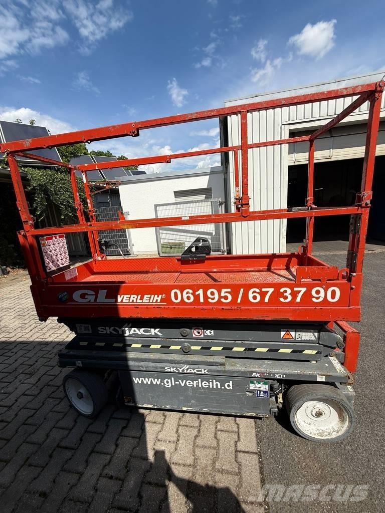 SkyJack SJ 3220 Scissor lifts