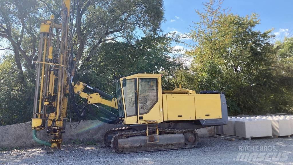 Atlas Copco F6 Surface drill rigs