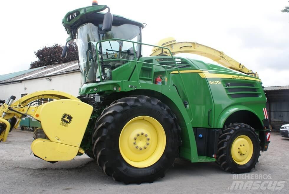 John Deere 8400 T Self-propelled foragers