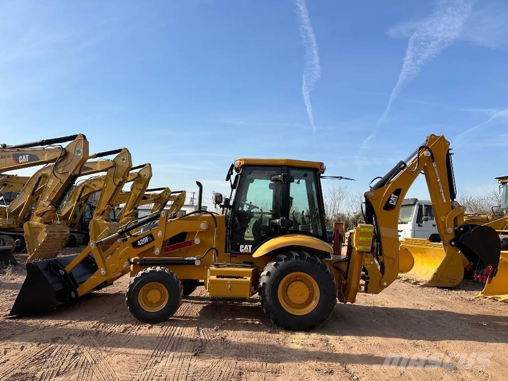 CAT 420 F2 Backhoe loaders