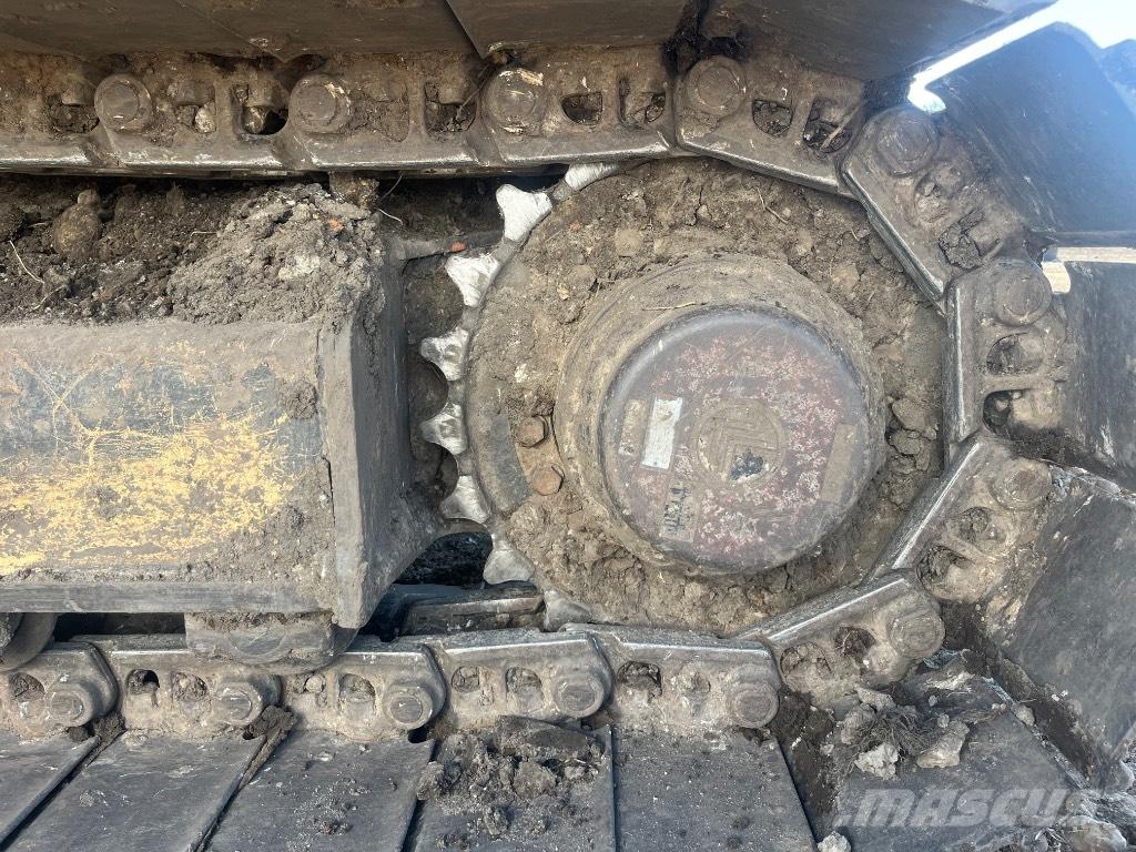 JCB JS 220 LC Crawler excavators