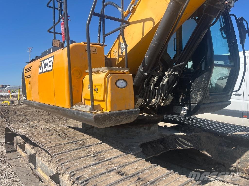 JCB JS 220 LC Crawler excavators