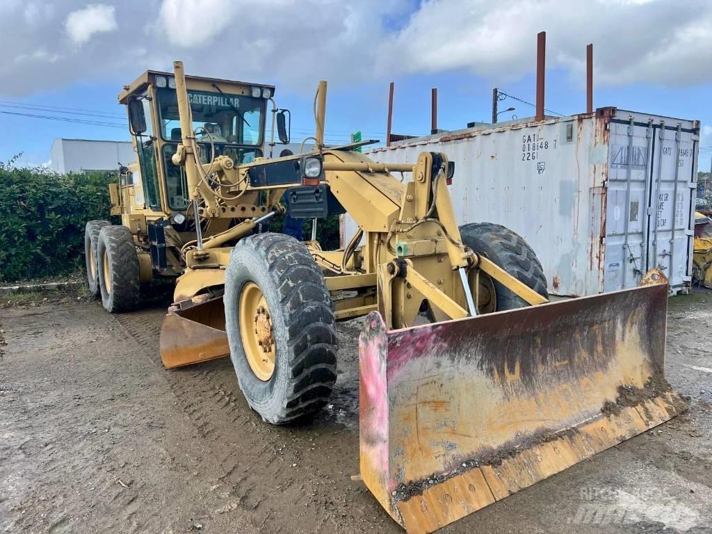 CAT 120 H Graders
