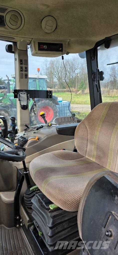 John Deere 5090 M Tractors