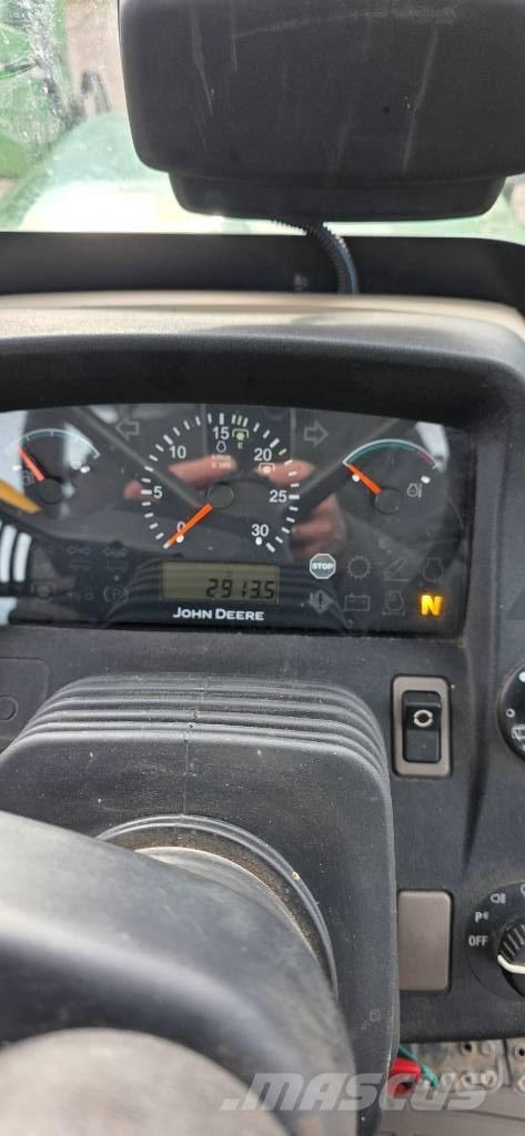 John Deere 5090 M Tractors