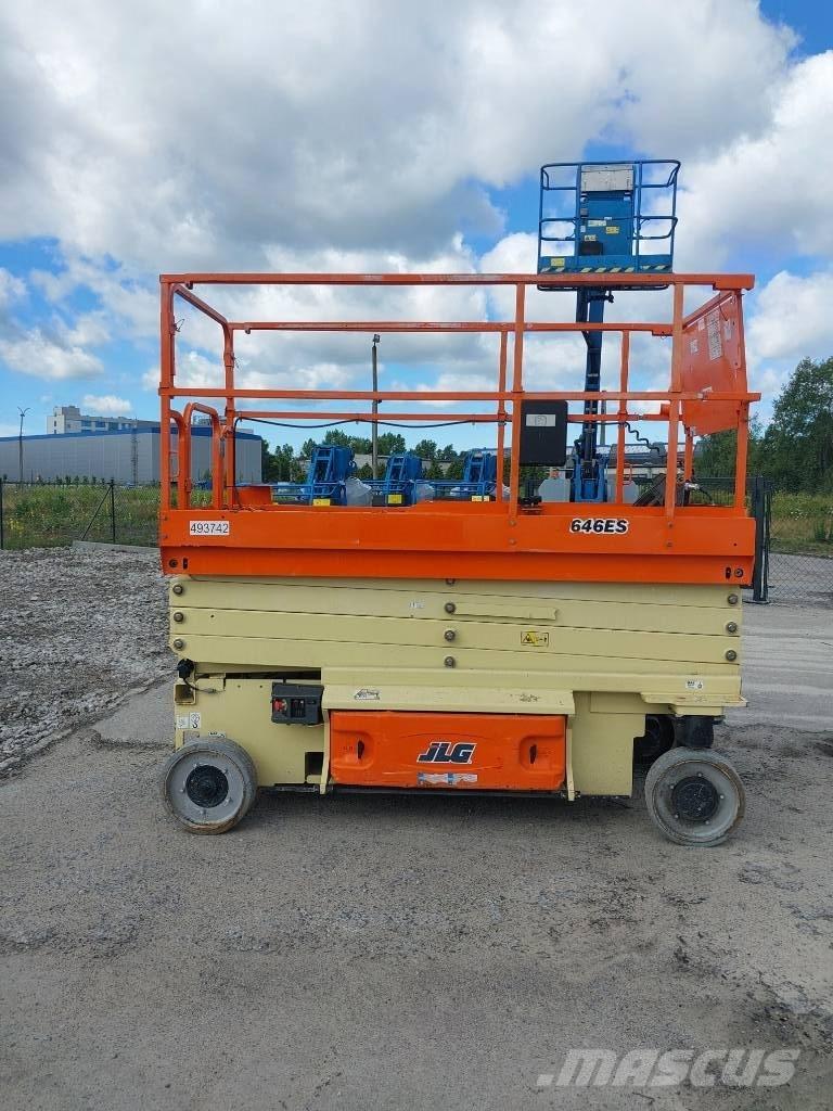 JLG ES 2646 Scissor lifts
